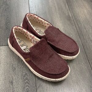HEY DUDE • “Missy” Slip Ons